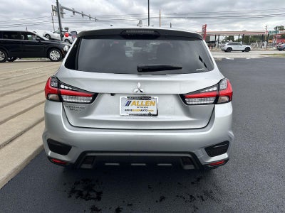 2027 Mitsubishi Outlander Sport ES