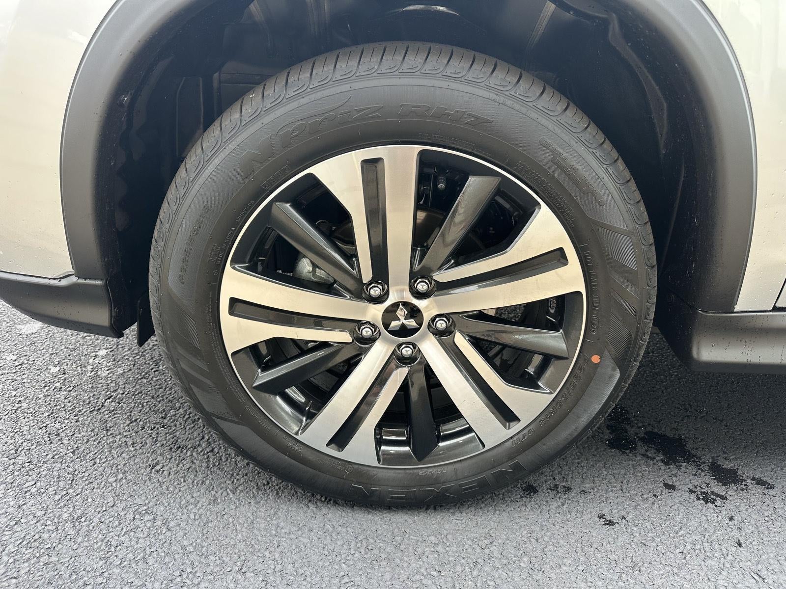 2027 Mitsubishi Outlander Sport ES
