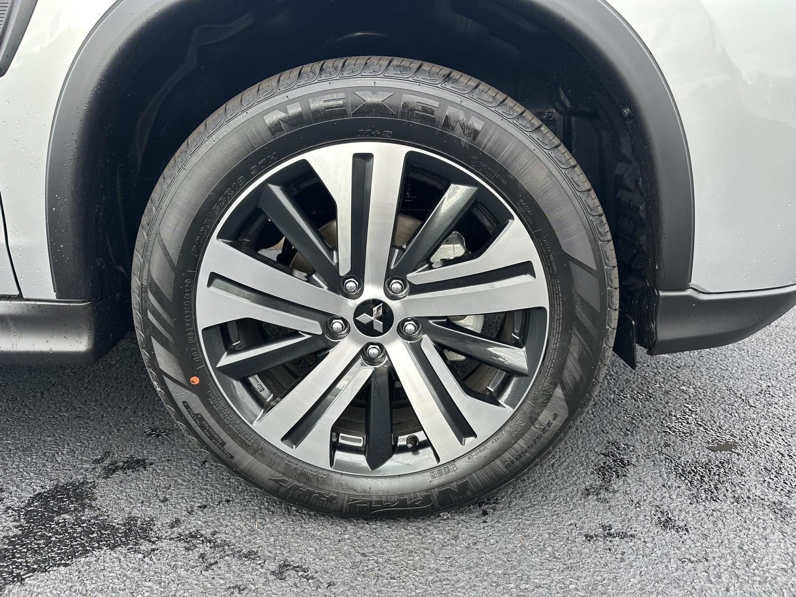 2027 Mitsubishi Outlander Sport ES