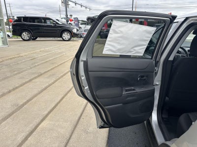 2027 Mitsubishi Outlander Sport ES