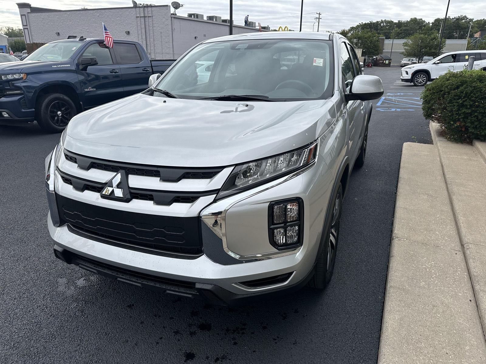 2027 Mitsubishi Outlander Sport ES