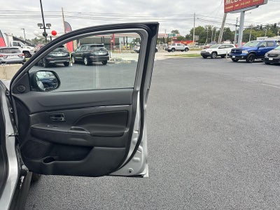 2026 Mitsubishi Outlander Sport LE
