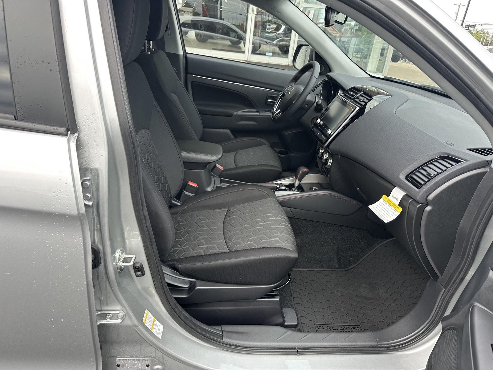 2026 Mitsubishi Outlander Sport LE