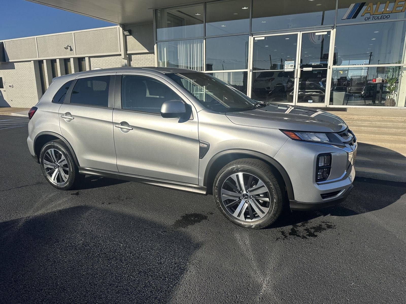 2026 Mitsubishi Outlander Sport ES