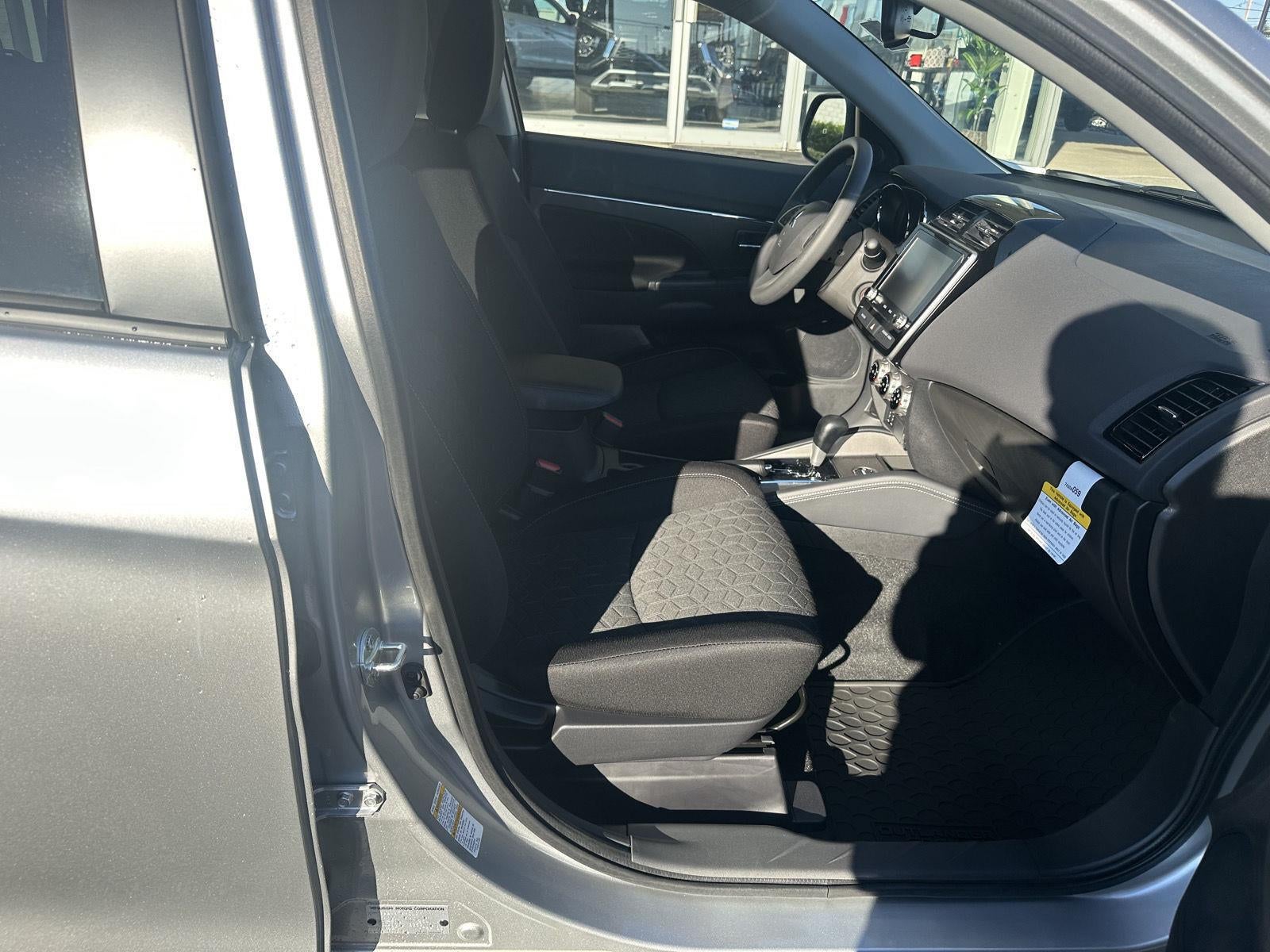 2026 Mitsubishi Outlander Sport ES