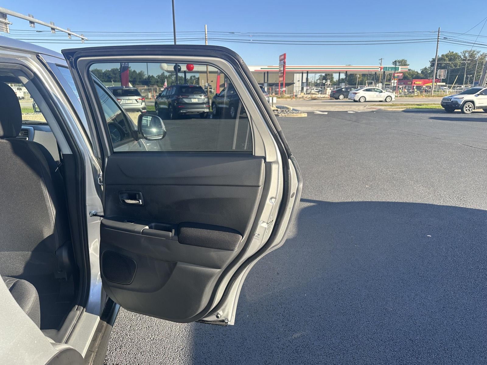 2026 Mitsubishi Outlander Sport ES