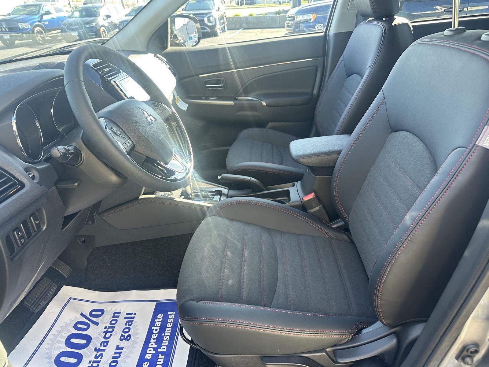 2027 Mitsubishi Outlander Sport SE