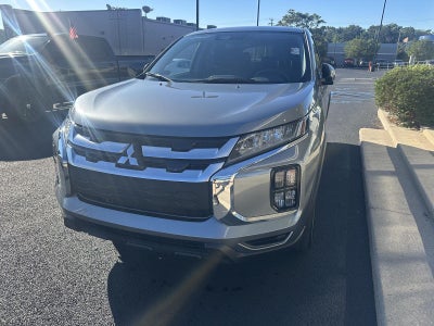 2027 Mitsubishi Outlander Sport SE