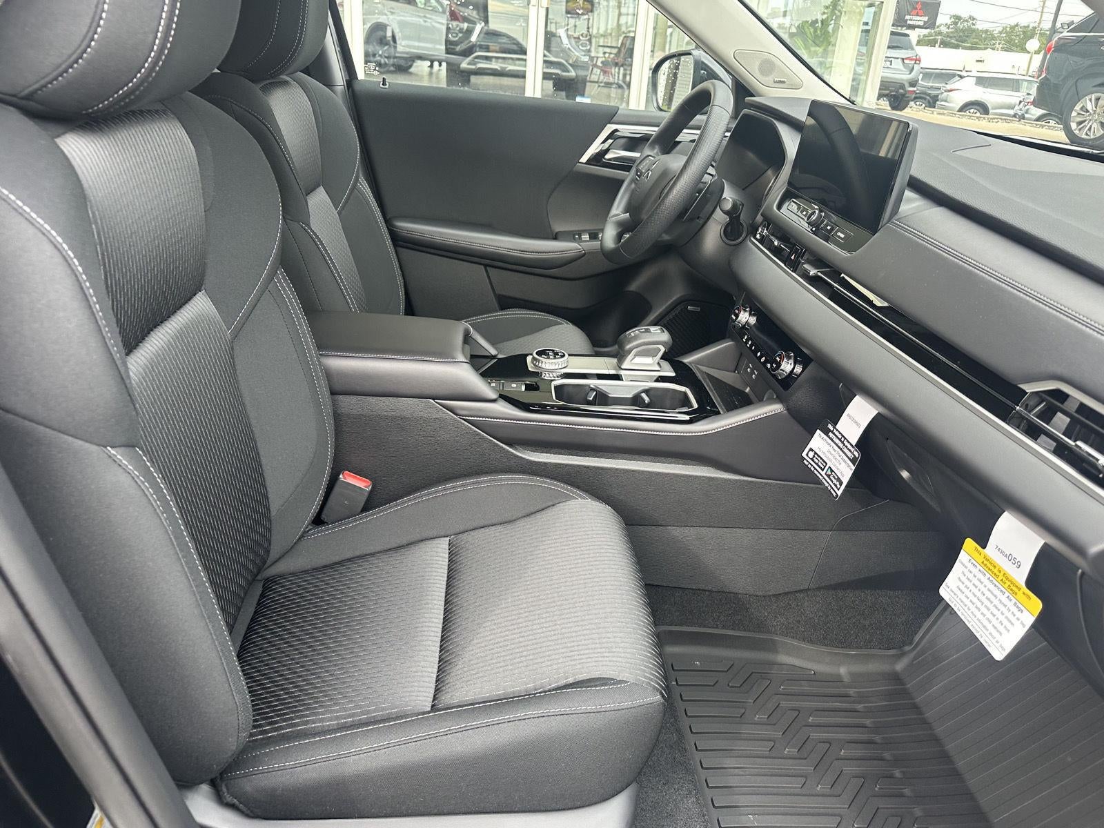 2026 Mitsubishi Outlander ES