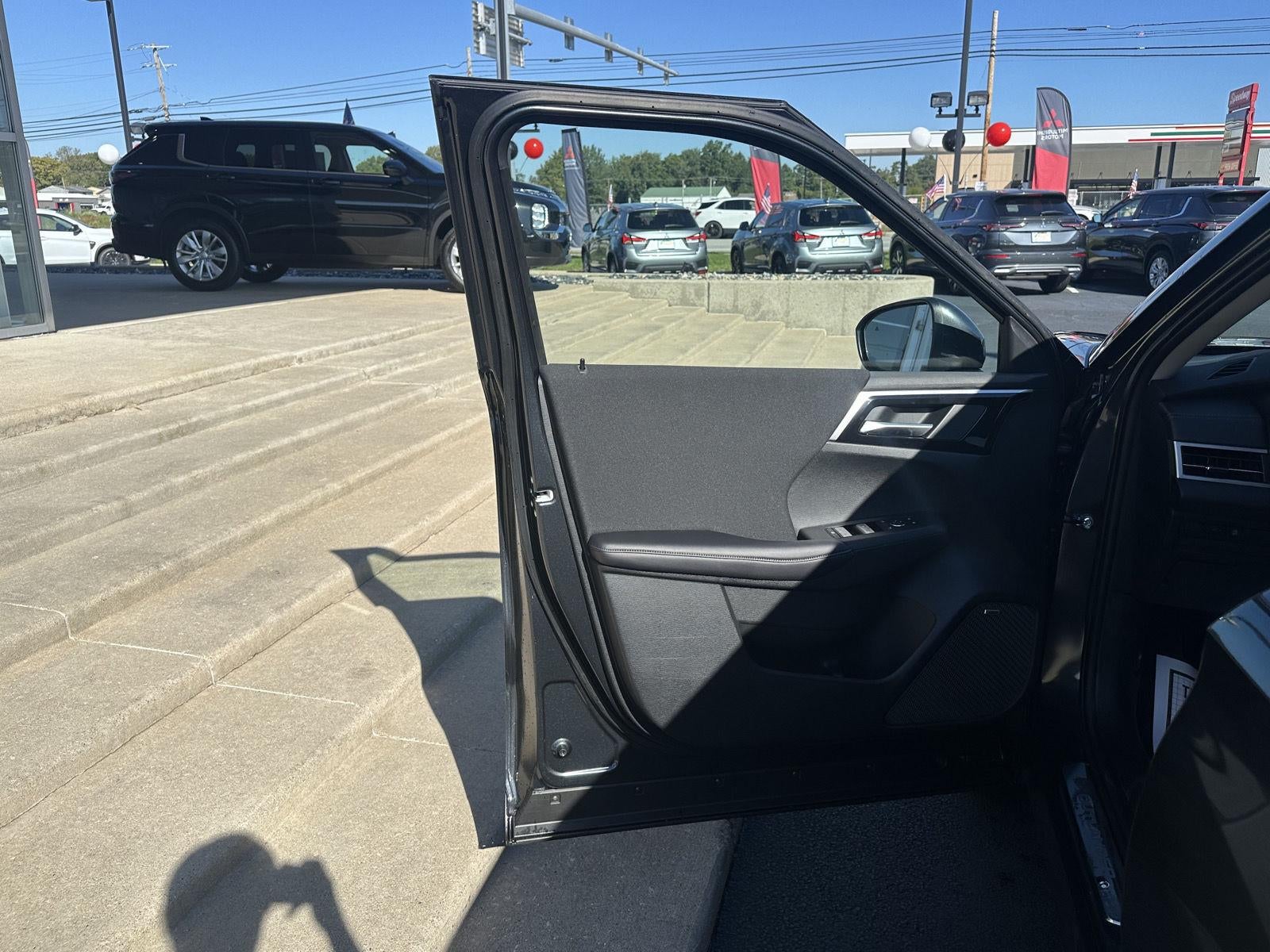 2026 Mitsubishi Outlander ES