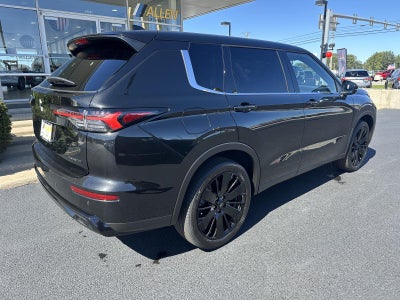 2026 Mitsubishi OUTLANDER LE FWD