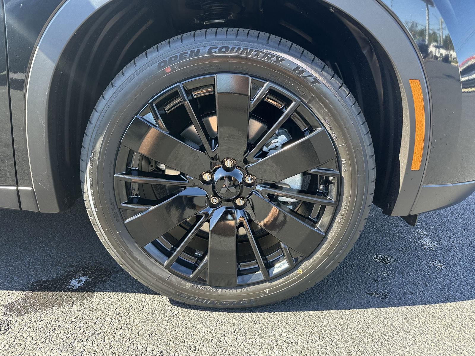 2026 Mitsubishi OUTLANDER LE FWD