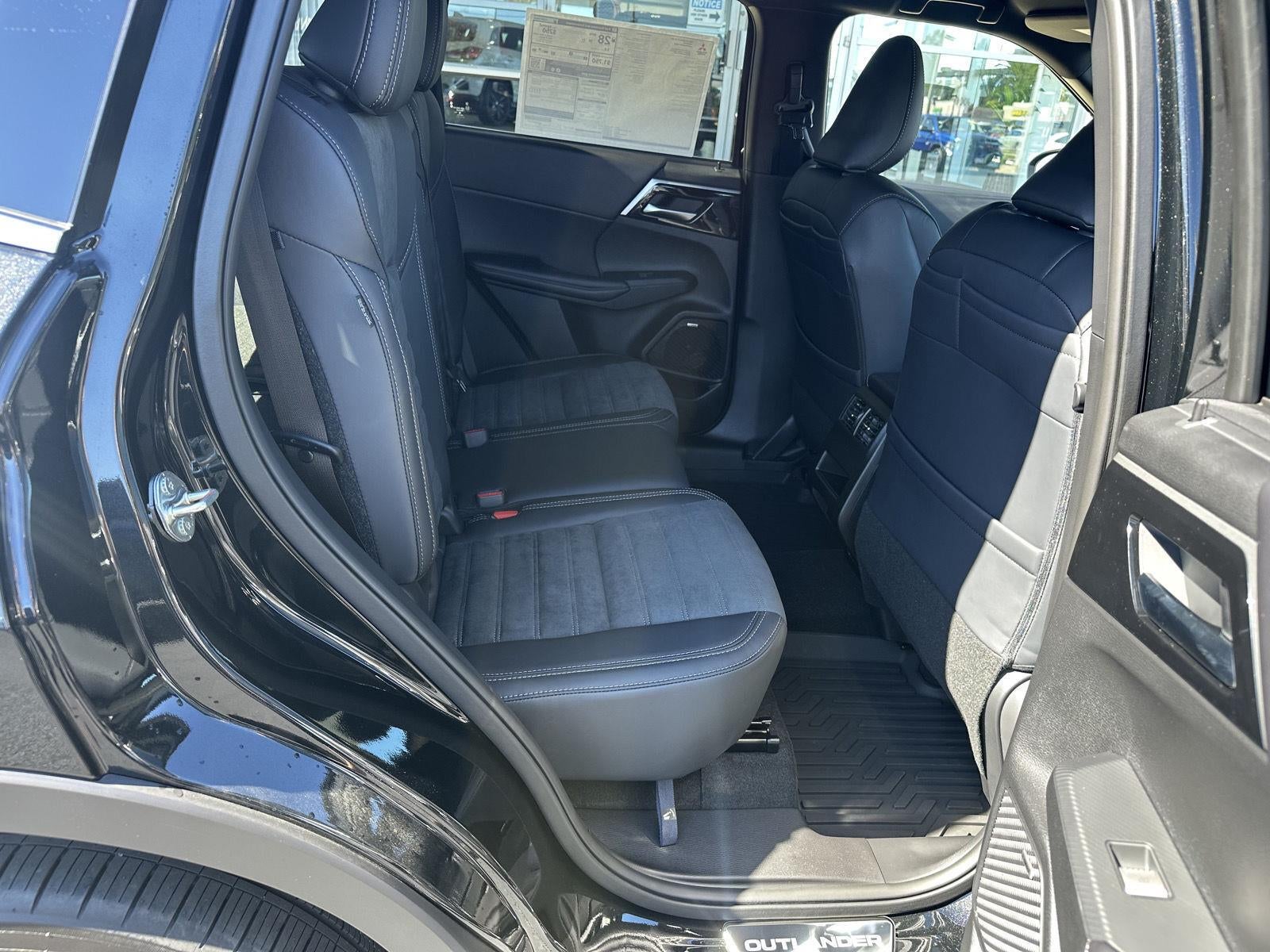 2026 Mitsubishi OUTLANDER LE FWD