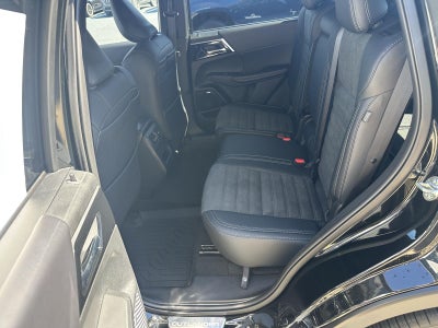 2026 Mitsubishi OUTLANDER LE FWD