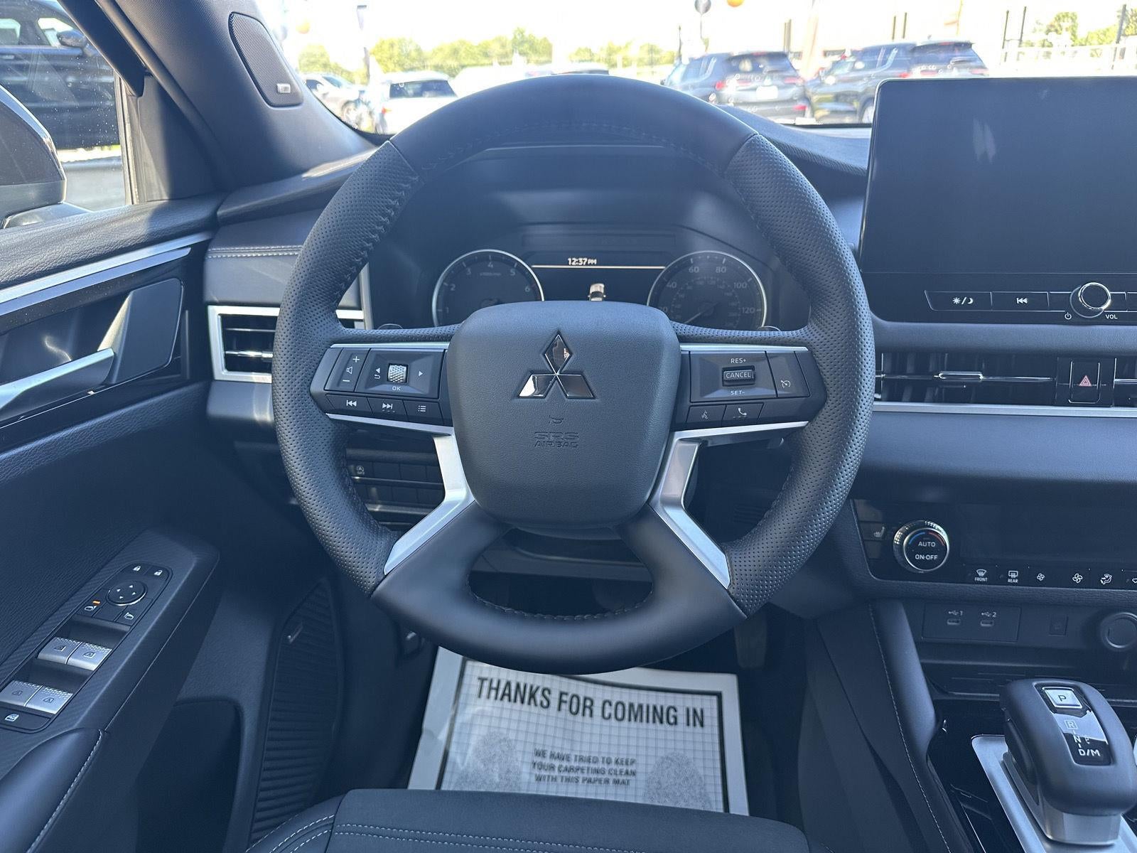 2026 Mitsubishi OUTLANDER LE FWD