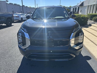 2026 Mitsubishi OUTLANDER LE FWD