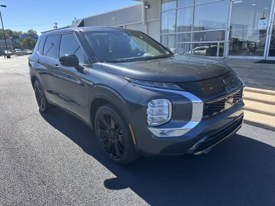 2026 Mitsubishi Outlander LE
