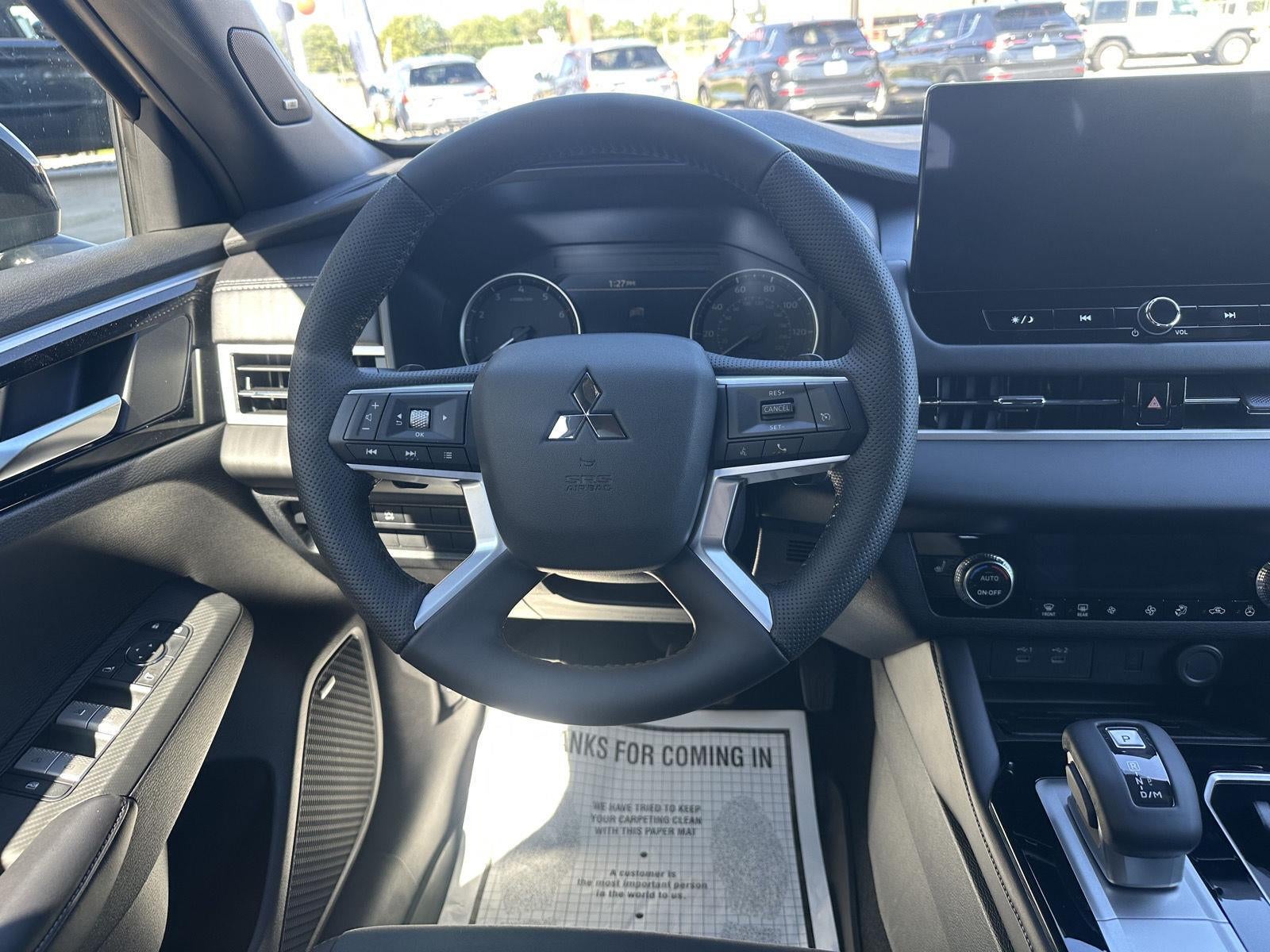 2026 Mitsubishi Outlander LE