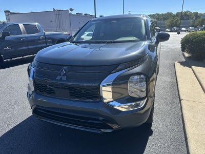 2026 Mitsubishi Outlander LE