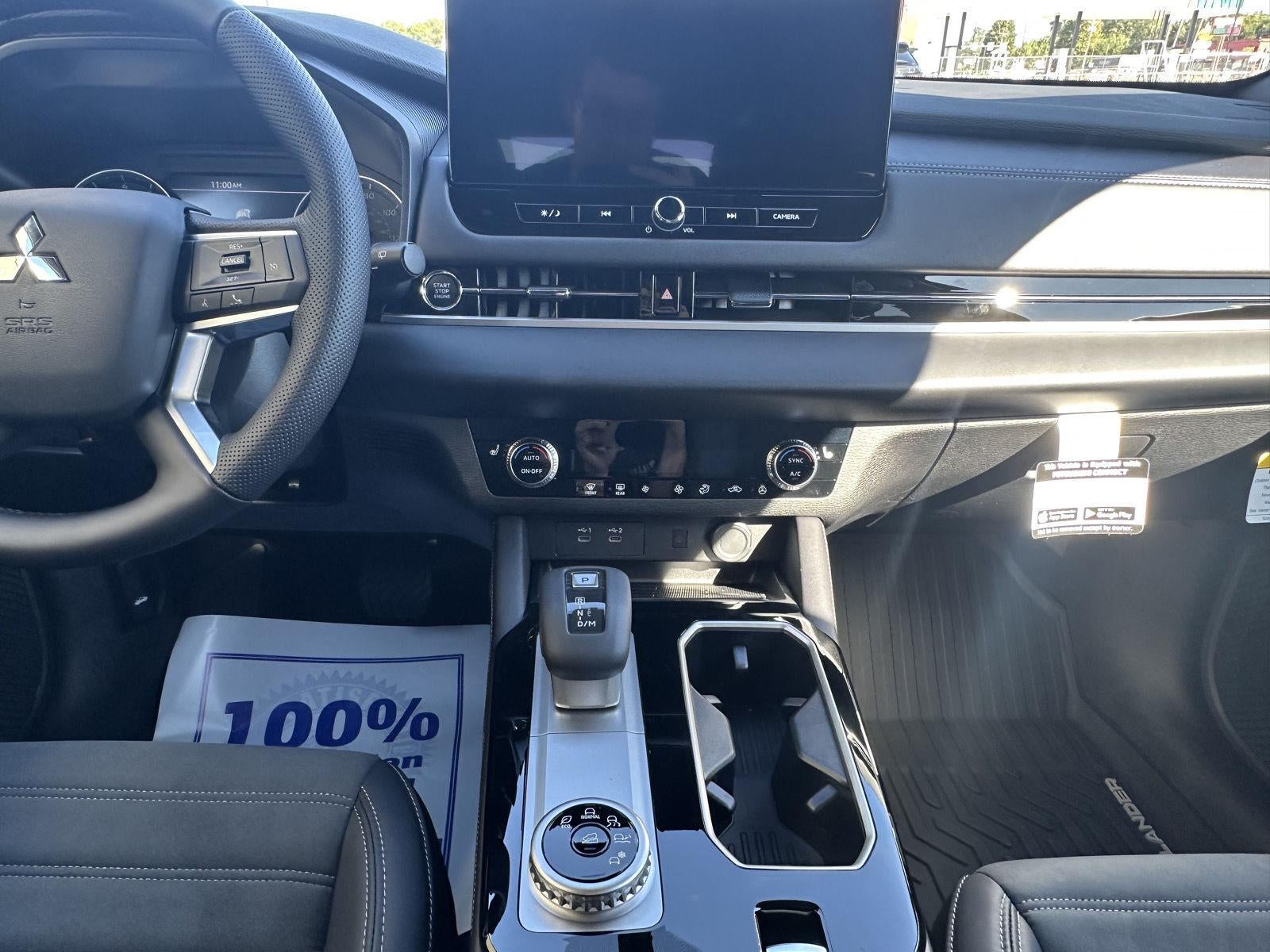 2026 Mitsubishi Outlander LE