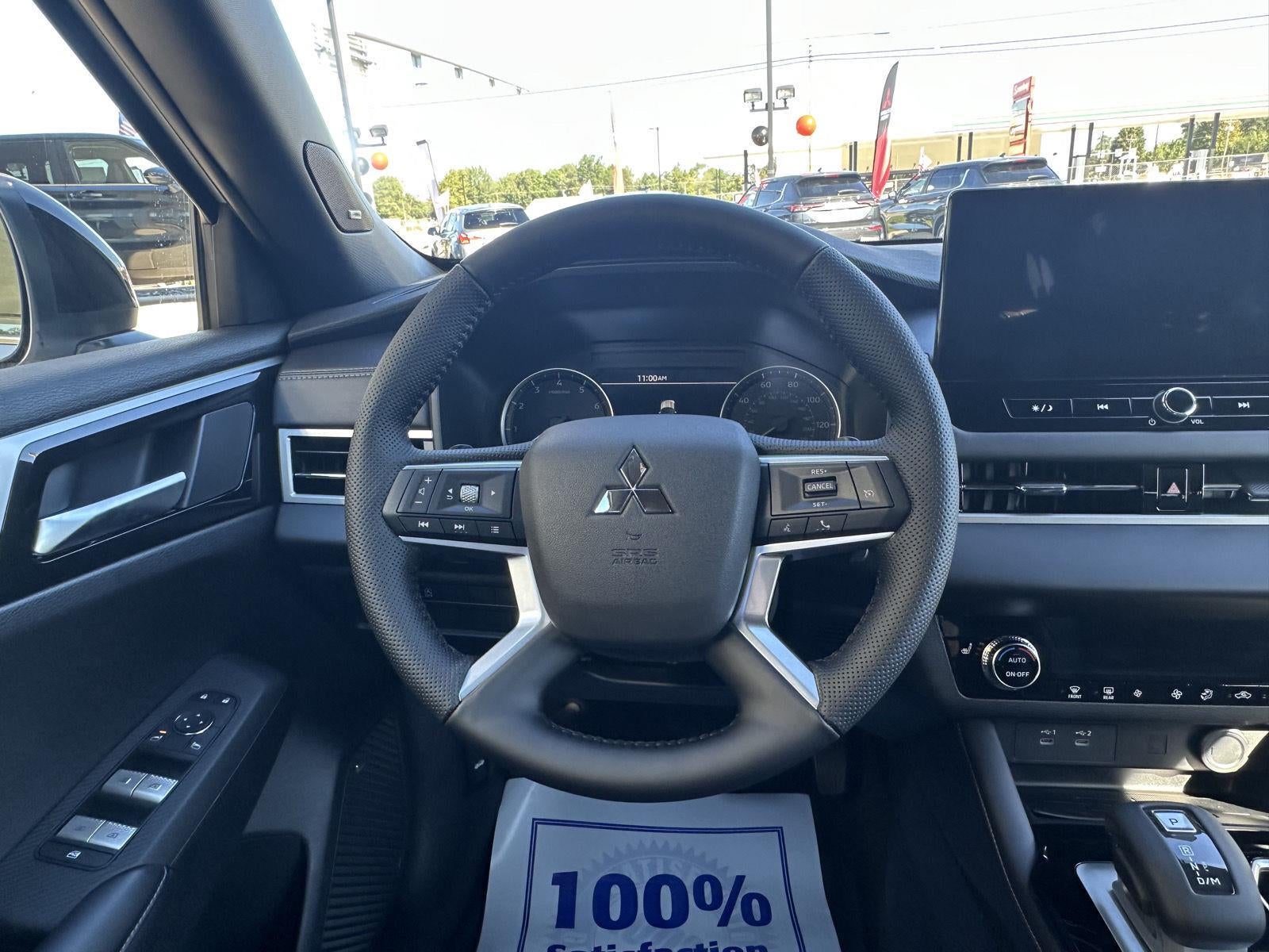 2026 Mitsubishi Outlander LE