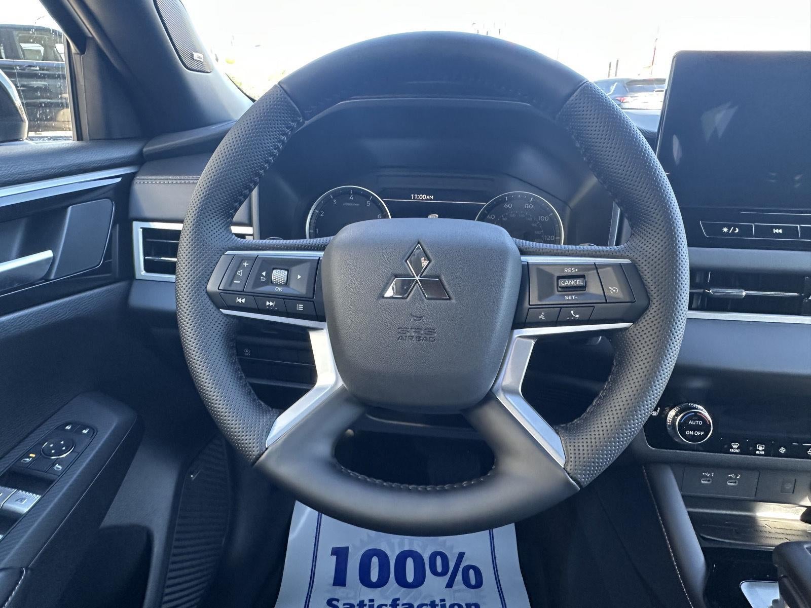 2026 Mitsubishi Outlander LE