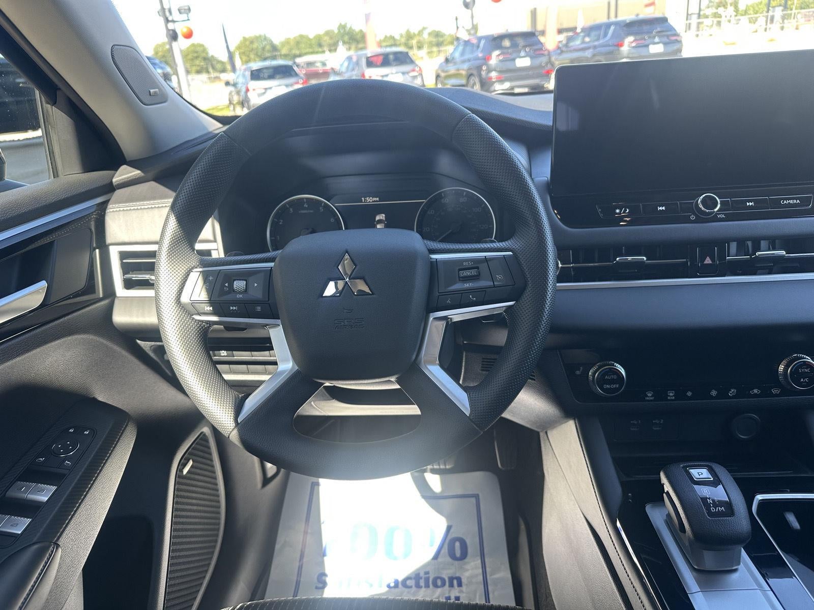 2026 Mitsubishi Outlander ES