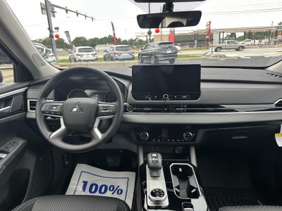 2026 Mitsubishi Outlander ES