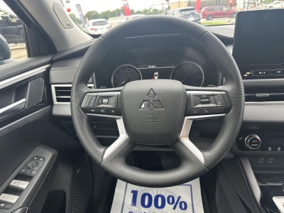 2026 Mitsubishi Outlander ES