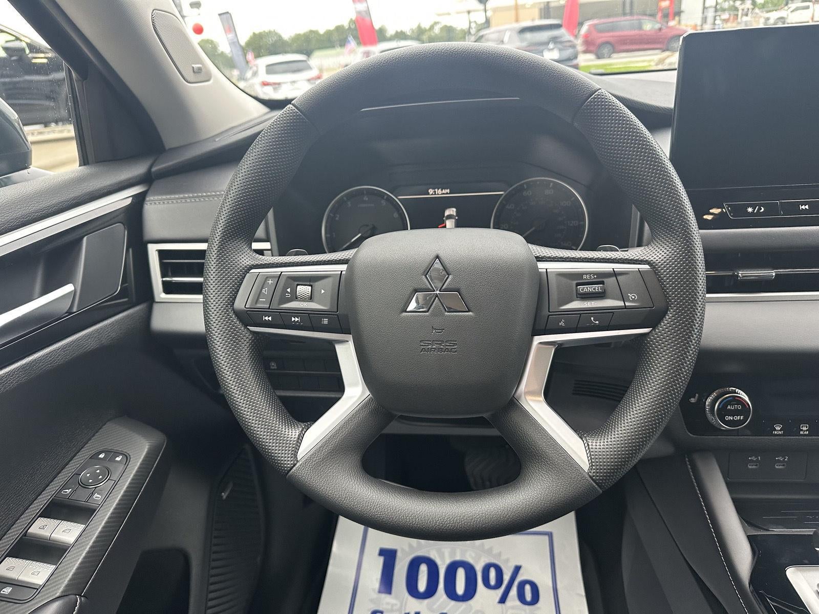2026 Mitsubishi Outlander ES