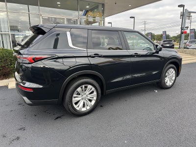 2026 Mitsubishi Outlander ES
