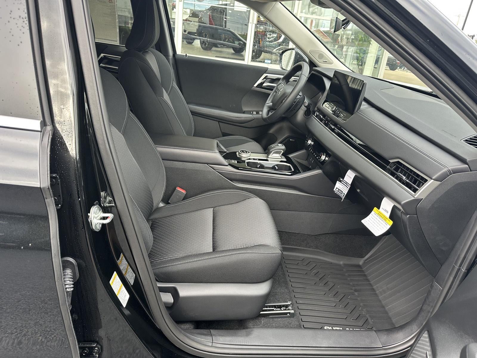 2026 Mitsubishi Outlander ES