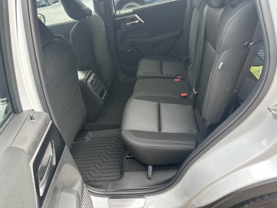 2026 Mitsubishi Outlander ES
