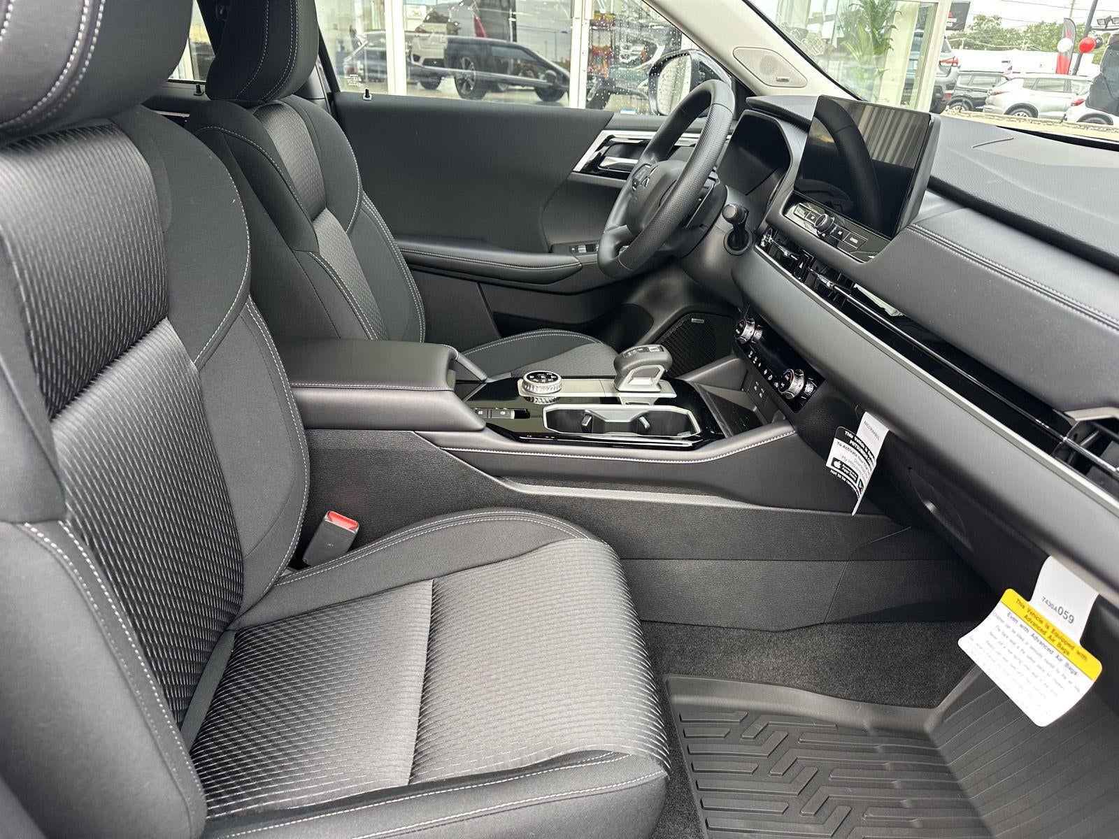2026 Mitsubishi Outlander ES