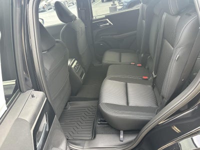 2026 Mitsubishi Outlander ES