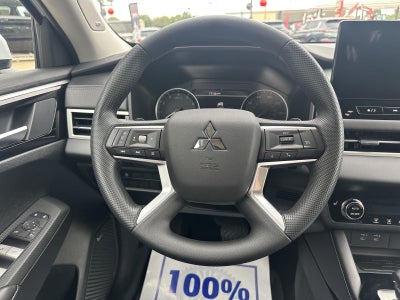 2026 Mitsubishi Outlander ES