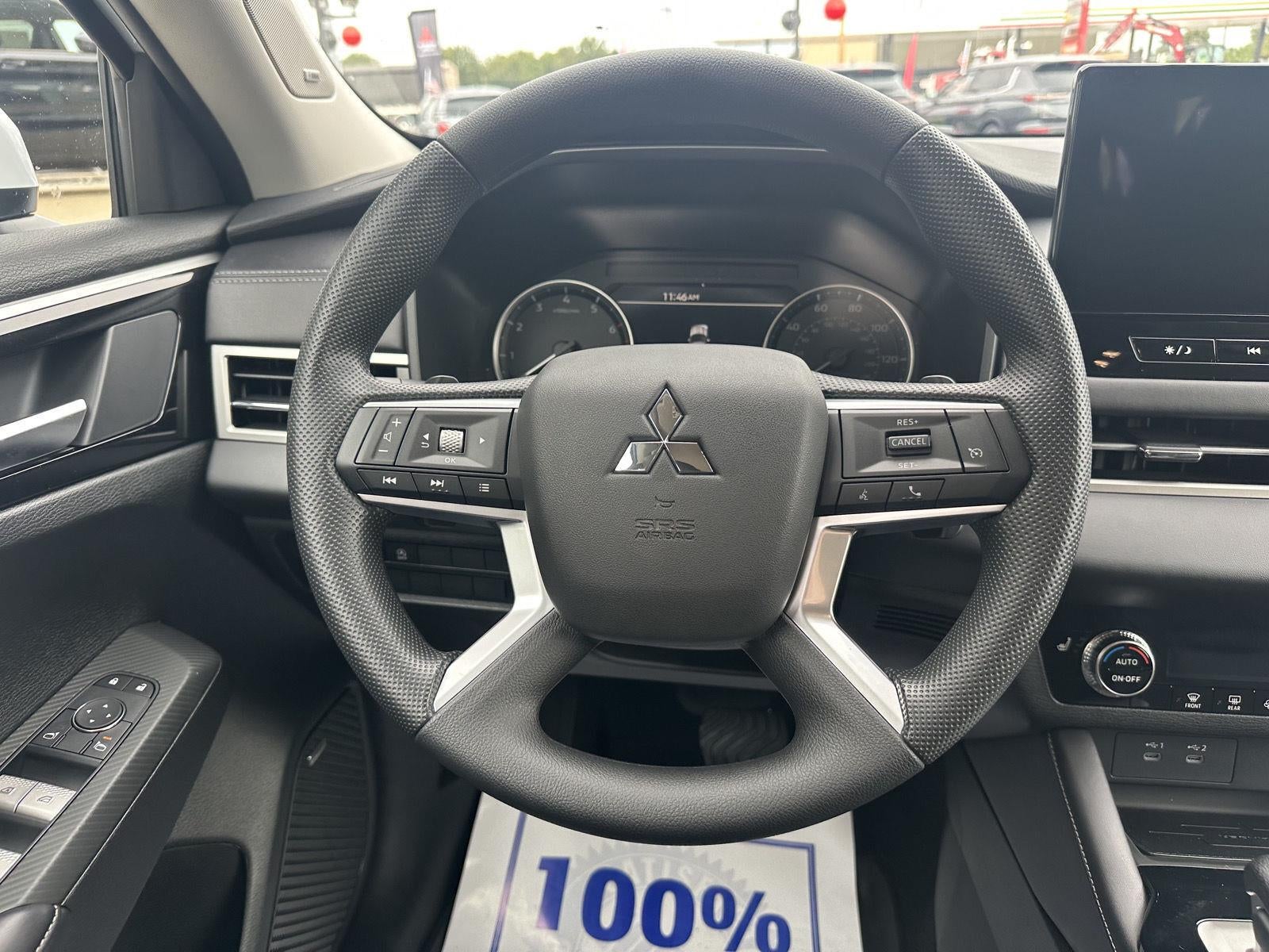 2026 Mitsubishi Outlander ES