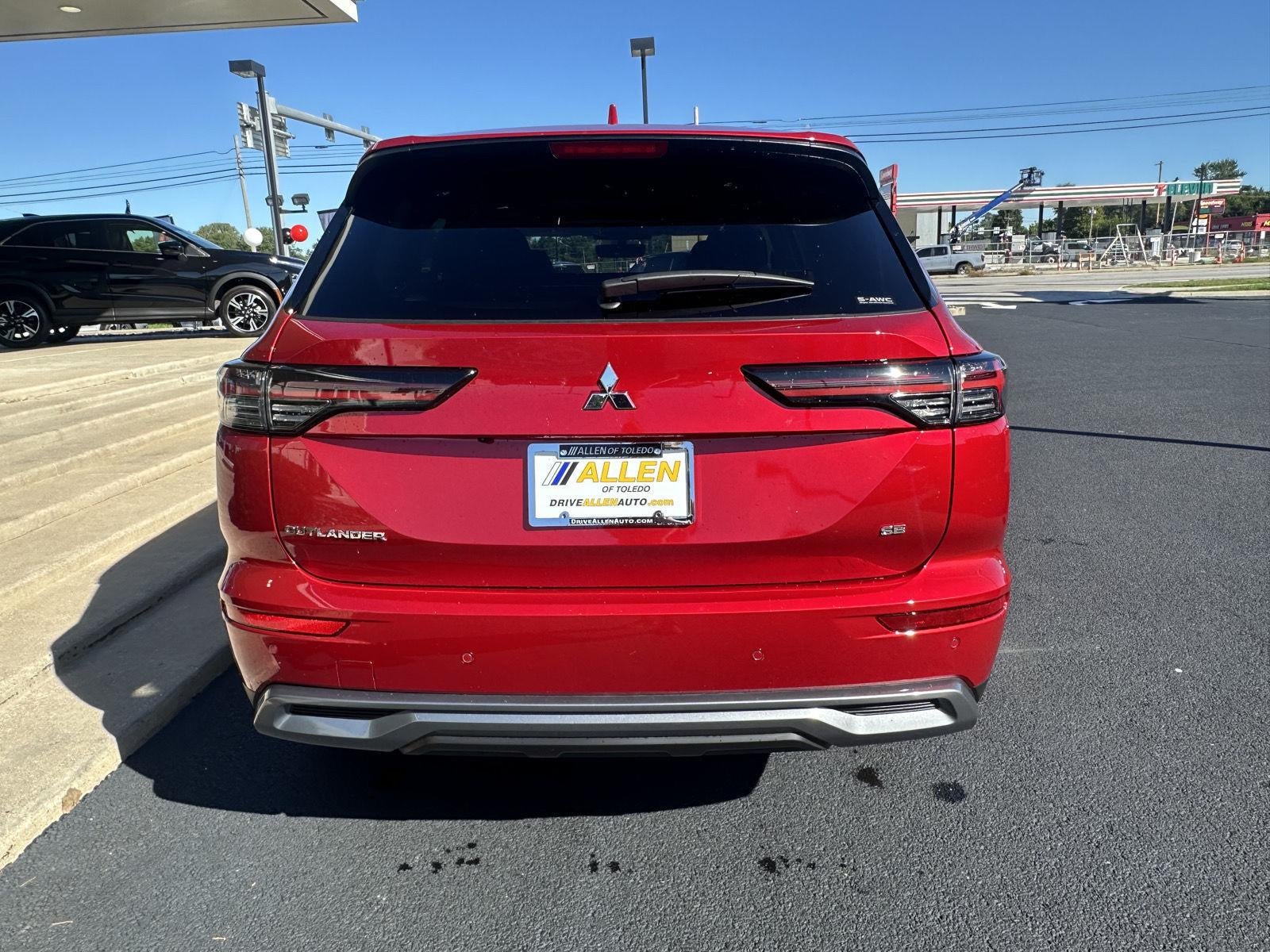 2026 Mitsubishi Outlander SE