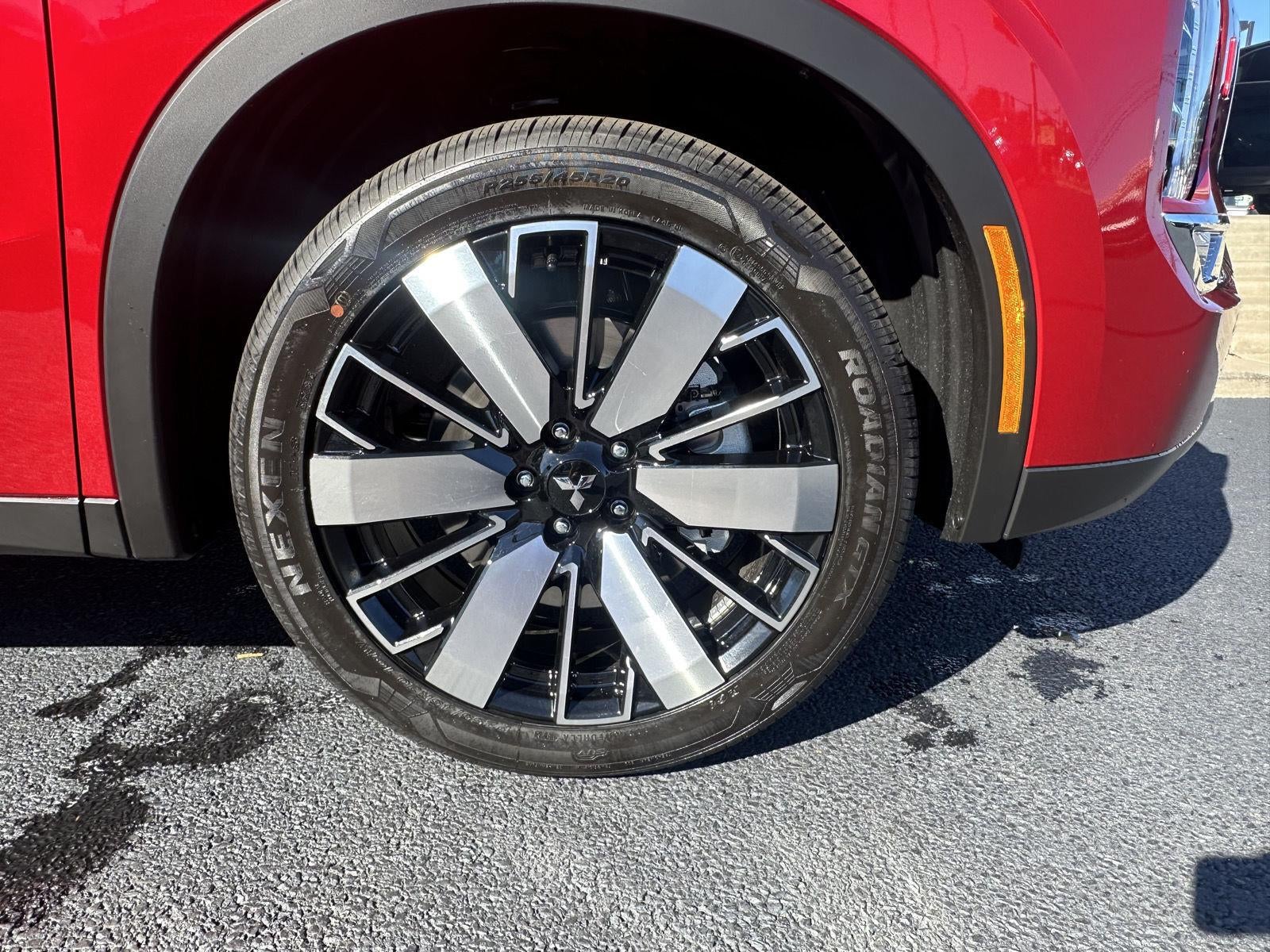 2026 Mitsubishi Outlander SE