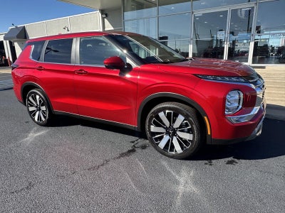 2026 Mitsubishi Outlander SE