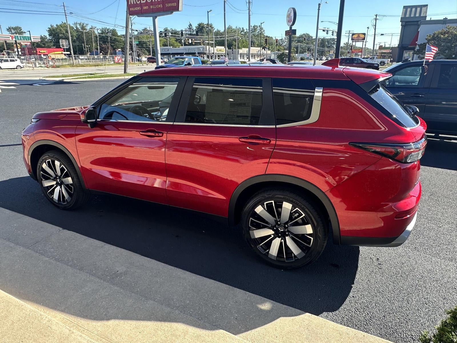 2026 Mitsubishi Outlander SE