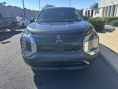 2026 Mitsubishi OUTLANDER LE S-AWC
