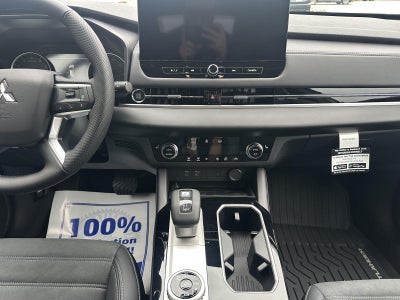 2026 Mitsubishi Outlander SE