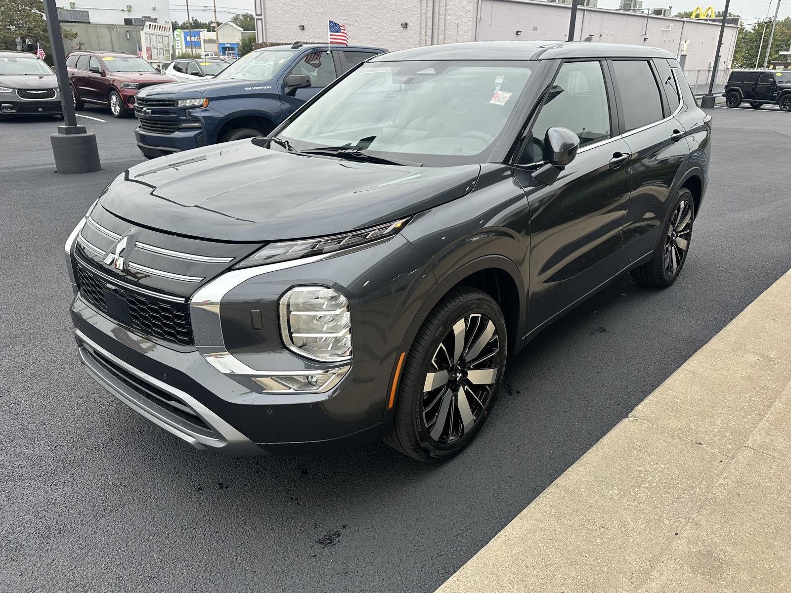 2026 Mitsubishi Outlander SE