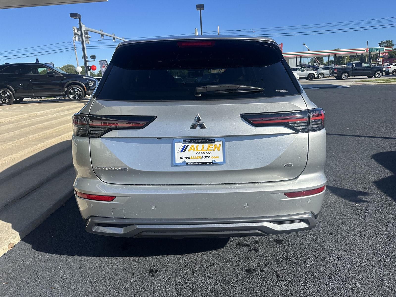 2026 Mitsubishi OUTLANDER SE S-AWC