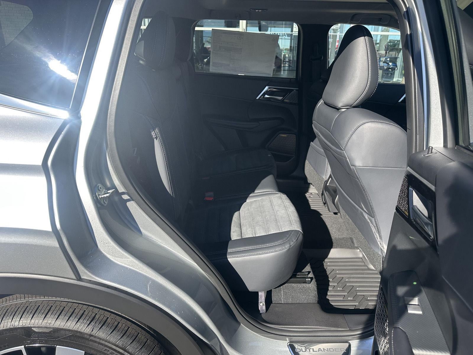 2026 Mitsubishi OUTLANDER SE S-AWC