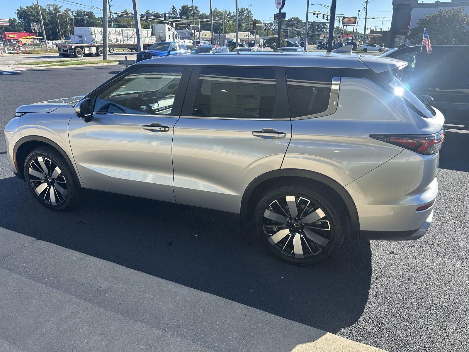 2026 Mitsubishi OUTLANDER SE S-AWC