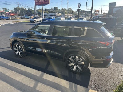 2026 Mitsubishi Outlander Plug-In Hybrid SE