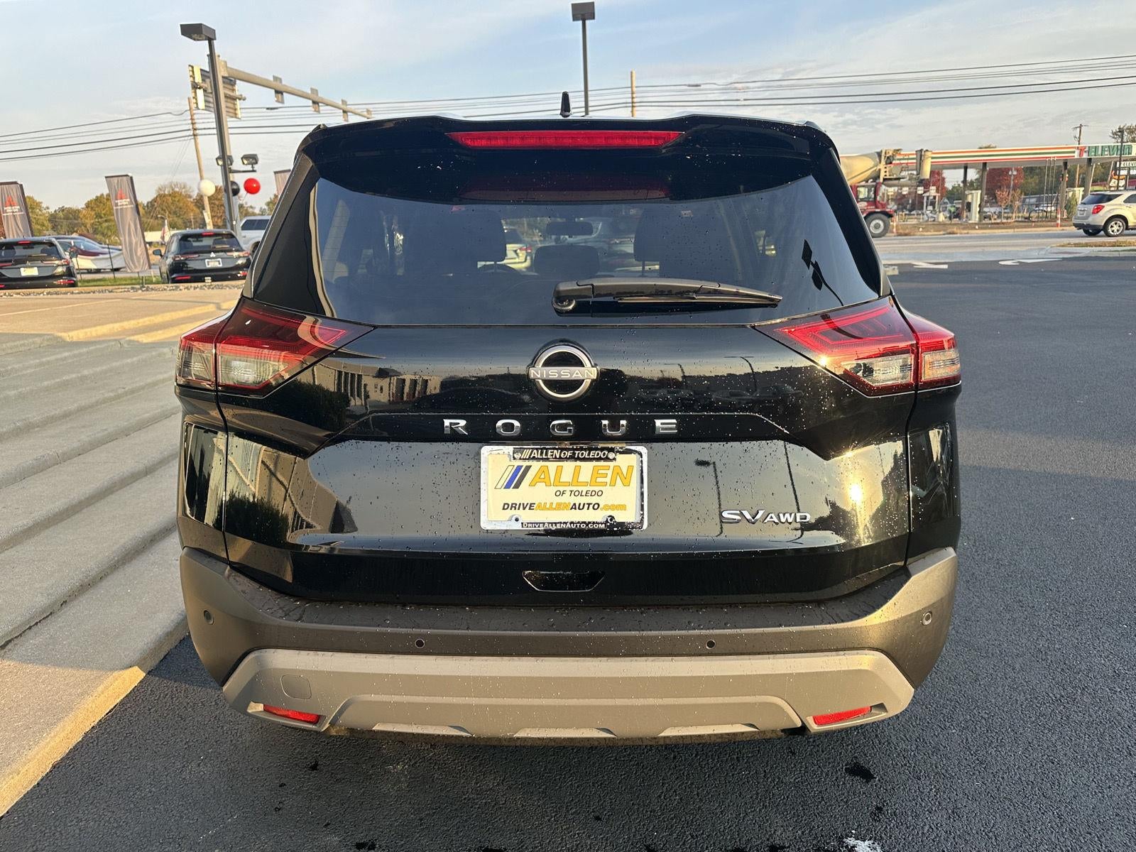 2023 Nissan ROGUE AWD SV